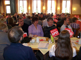 Der Stroblwirt in Oberhaus ist gut gefüllt - bei uns entscheidet die Basis!